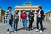 Photo of Hertie students in front of Berlin's Brandenburg gate